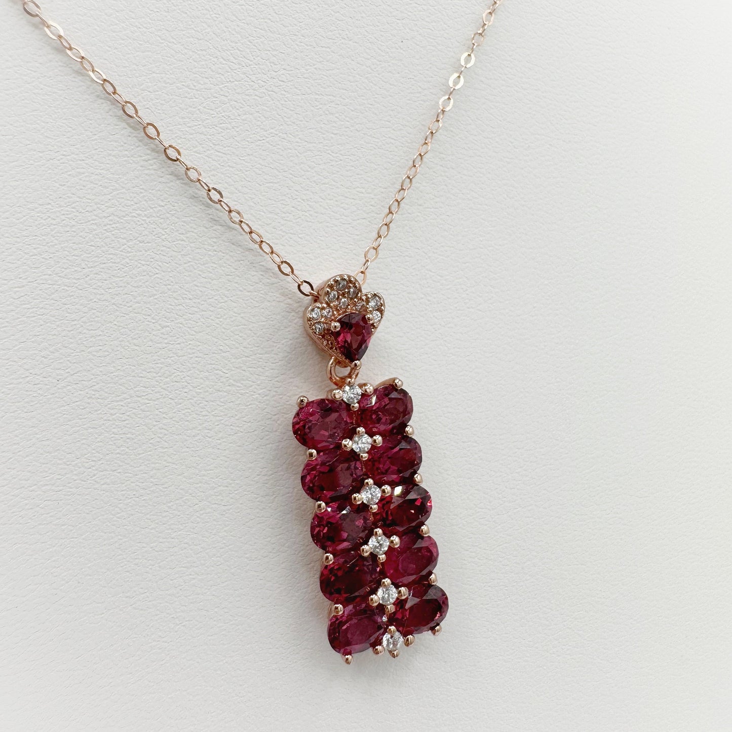 Rhodolite garnet cushion cut pendant in gold-plated 925 silver - Crystal Elysium