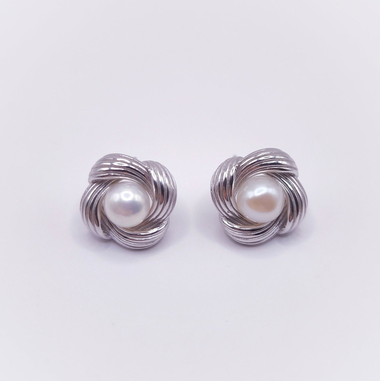 6 mm freshwater pearl ear studs on 925 sterling silver posts