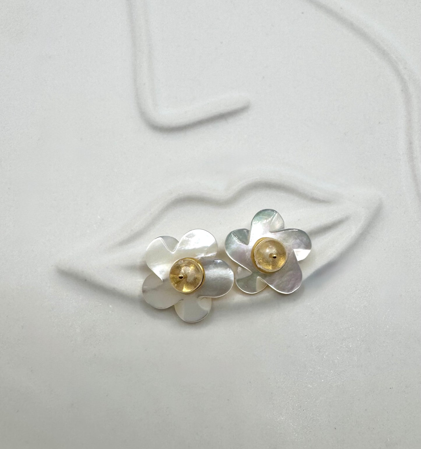 Mother of Pearl Floral Stud Earrings with Carnelian