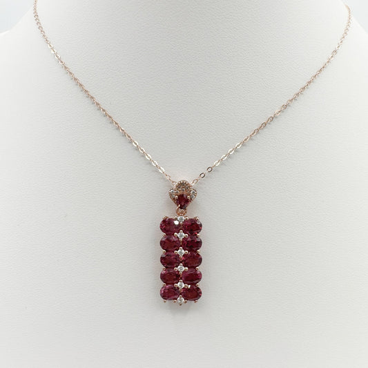 Rhodolite garnet cushion cut pendant in gold-plated 925 silver - Crystal Elysium