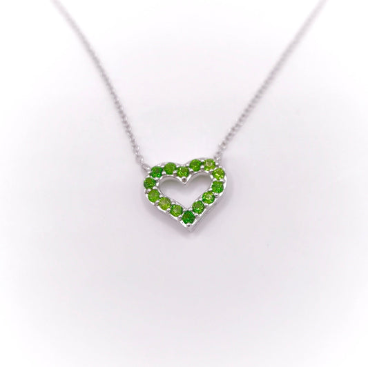 Diopside love heart pendant necklace in 925 silver - Crystal Elysium